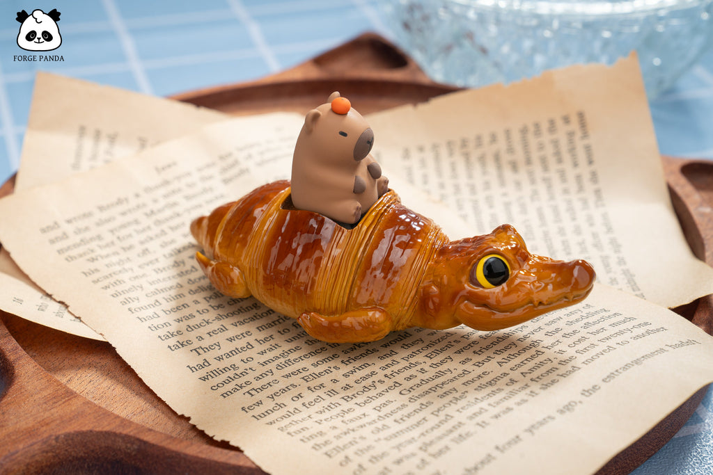 F Croissant Croco (Fidget Toy) - Forge Panda Originals