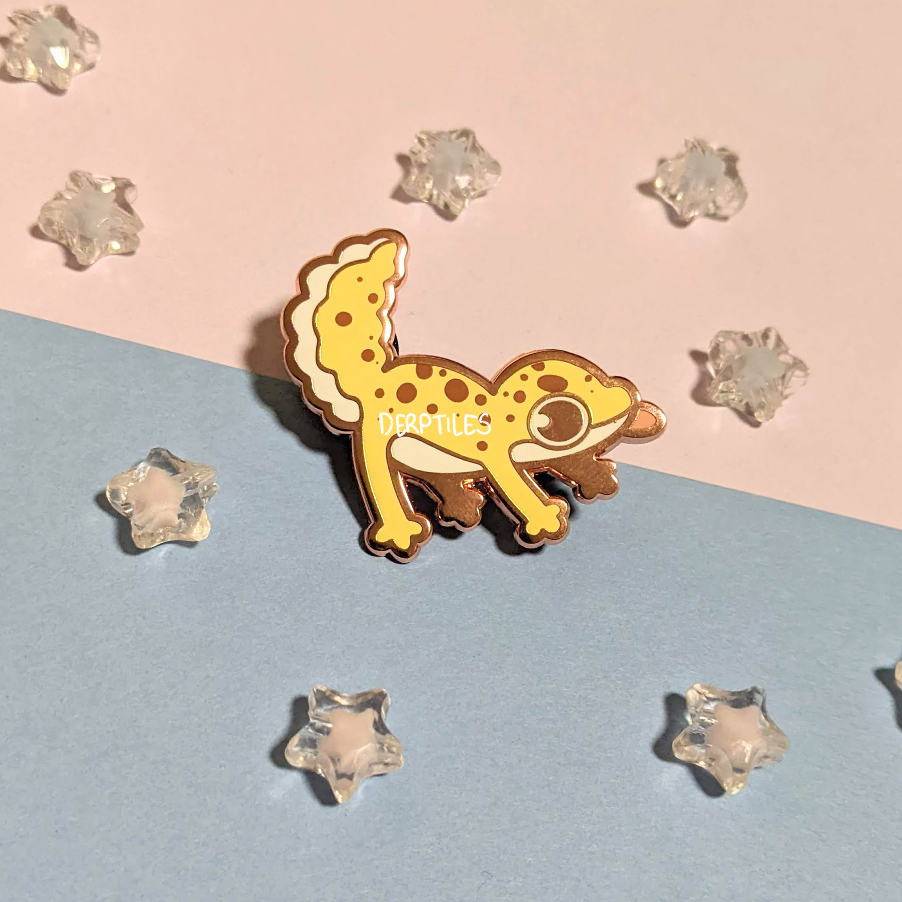 Lep Geck Enamel Pin